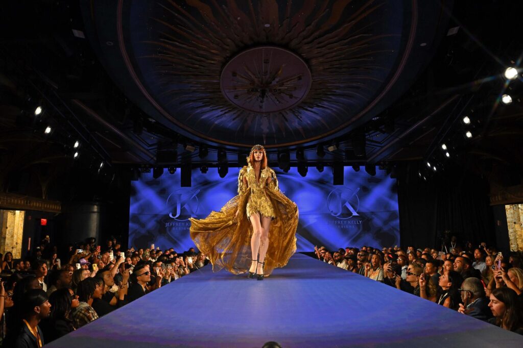 Madison Ave Magazine | NYFW Runway 7 Fashion 